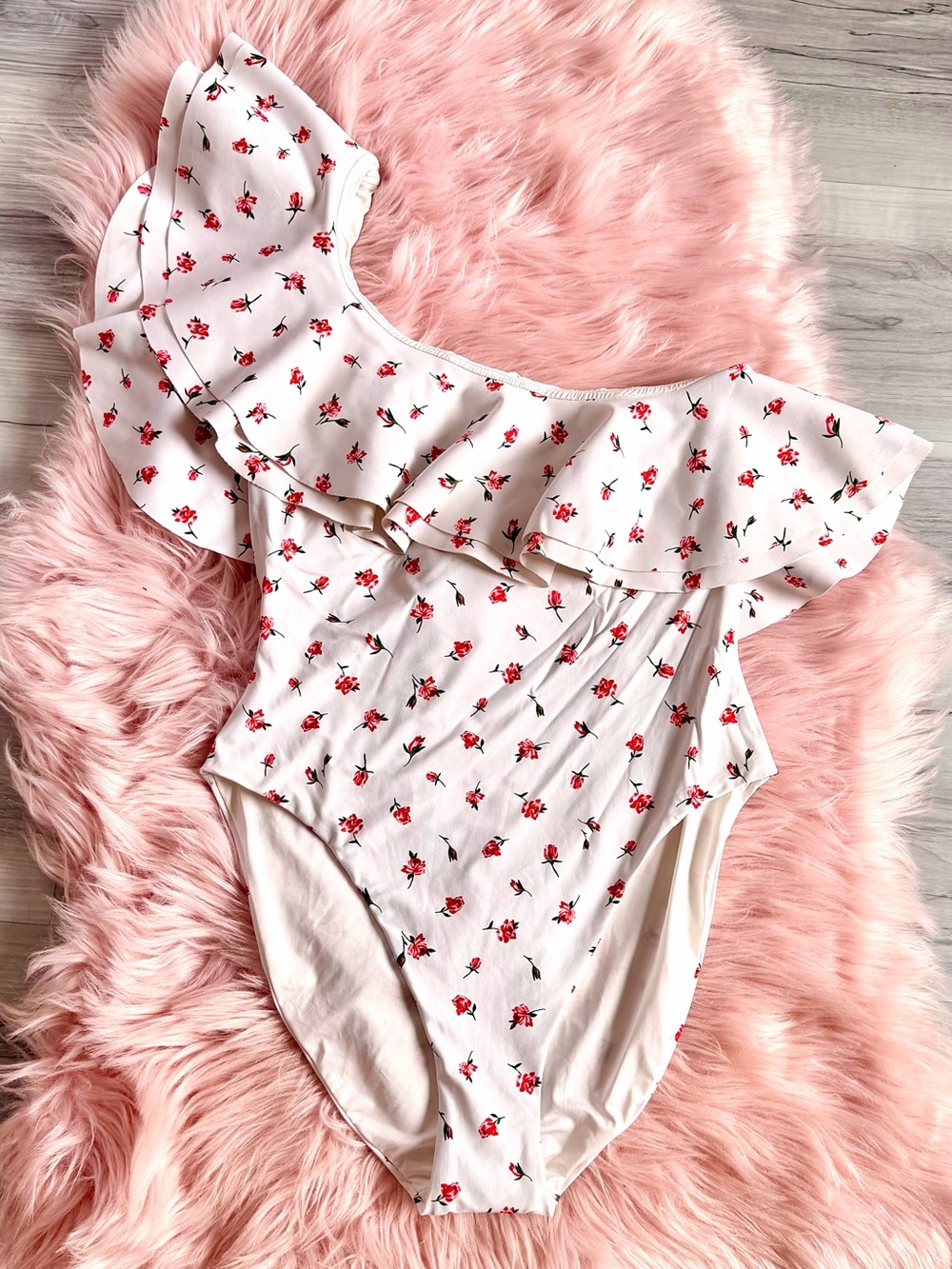Onia Stella Swimsuit 🌹